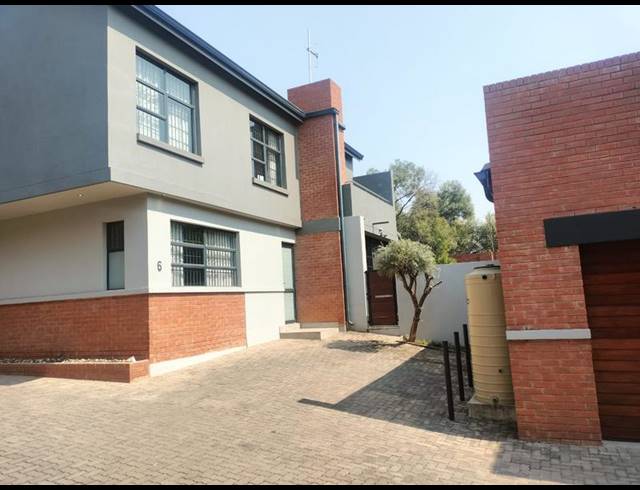 3 BEDROOM PROPERTY TO RENT IN ASHLEA GARDENS